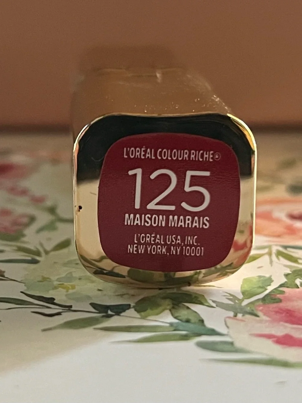 Red Classic Cream Lipstick